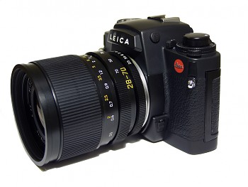LEICA R7 + 28-70/3.5-4.5 VARIO-ELMAR-R 