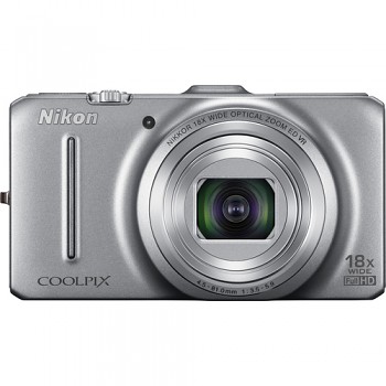 Nikon Coolpix S9300 stříbrný
