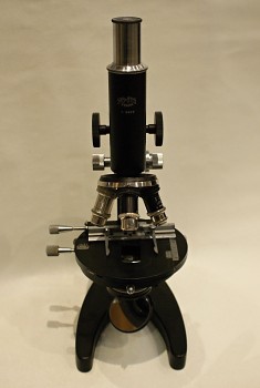 Mono Mikroskop Srb a Štys Praha