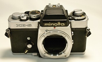 Minolta XE-5 tělo na součástky 