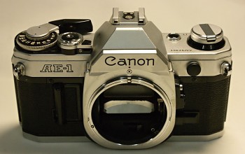 Canon AE-1 Tělo na součástky