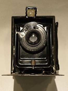 Deskový fotoaparát Ernemann 9x12