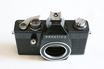 Praktica L Tělo 