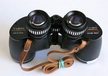 Binokularní dalekohled Tasco 7x35mm 