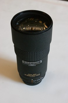 Objektiv Nikon AF 180mm ED 1:2,8f 