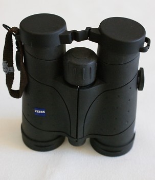 Binokularní Dalekohled ZEISS 10x40B T* P*