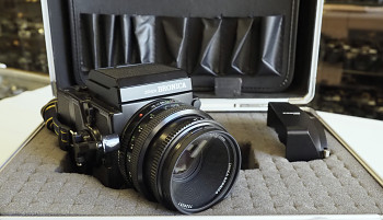 Zenza Bronica ETRSí 6x4,5 + Kufr