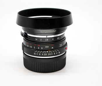 Objektiv Voigtlander Nokton Classic 35mm 1,4 F bajonet Laica M