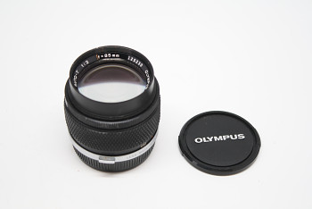Olympus OM System Mc 85mm 1:2 F + pouzdro 