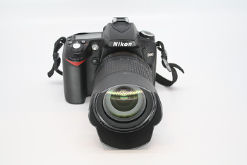 Fotoaparat Nikon D90 objektiv Nikon 18-105mm VR Dx