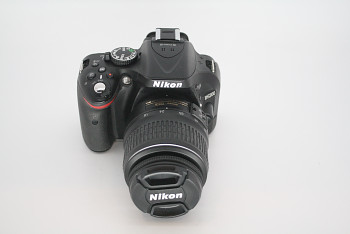 Fotoaparat Nikon D5200 objektiv 18-55mm 3,5/5,6 G II ED