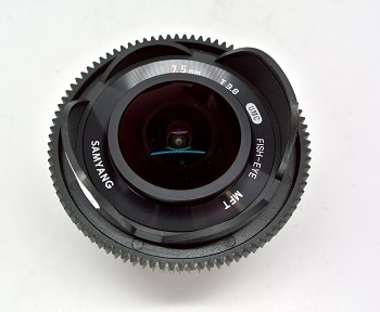 Objektiv Samyang  T3,8/7.5mm Cine UMC for MFT mount Panasonic