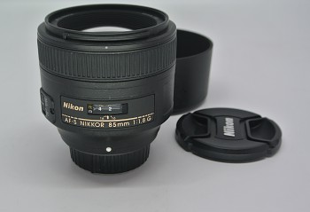 Objektiv Nikon AF-S Nikkor 85mm 1,8 G 