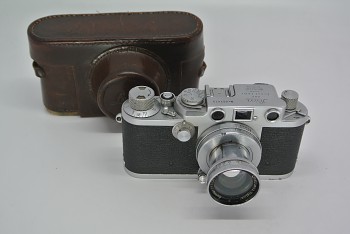 Leica III F  1953 + Pouzdro Objektiv Summar 50mm F2